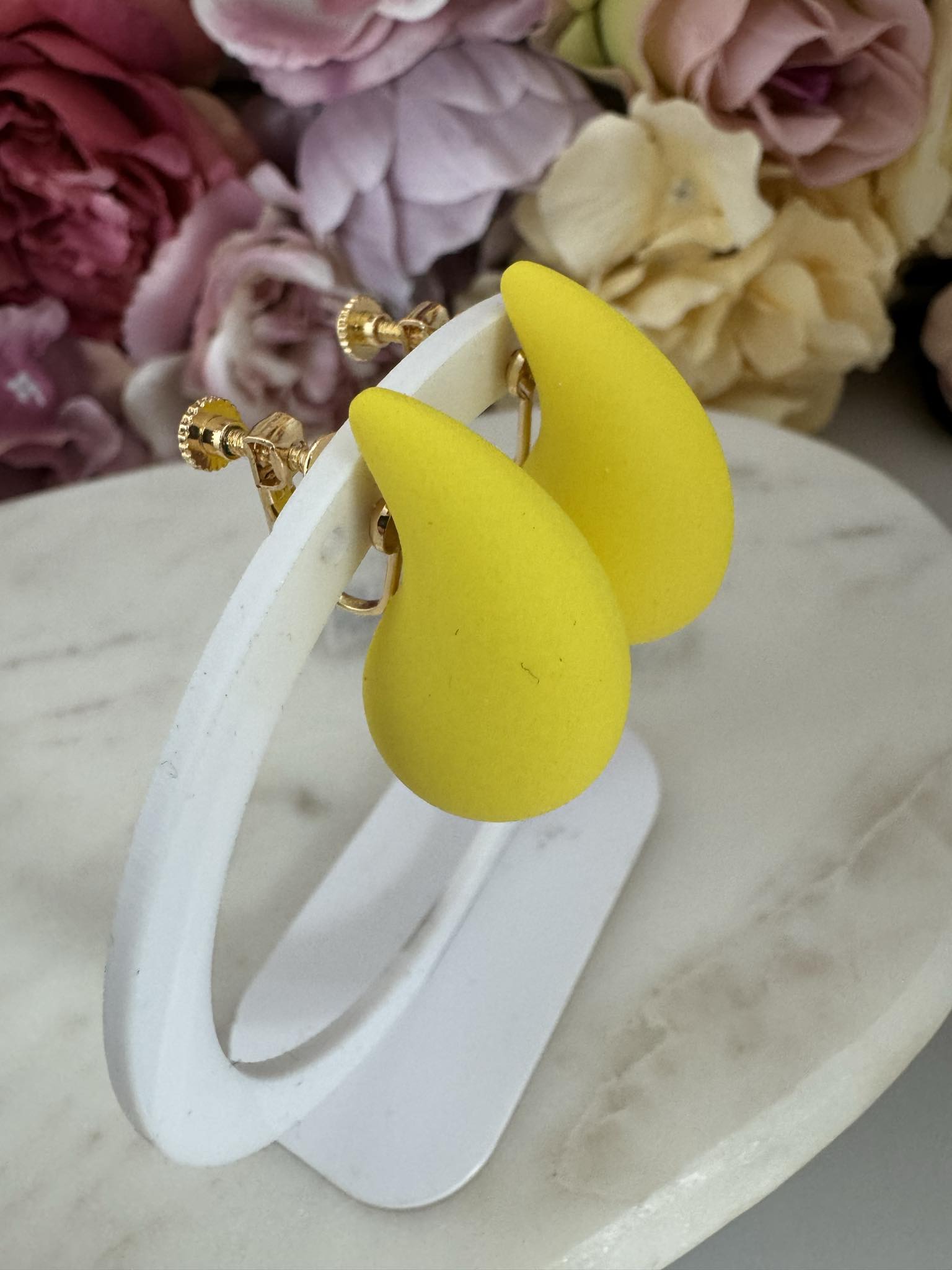 Klipsy łezka k. żółty pastelowy wiszące eleganckie c87 - obrazek 2