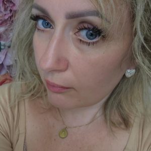 Klipsy srebrne na uszy serce c66 – eleganckie bez dziurki